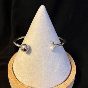 Sterling Silver Pandora Moments Moon & Stars Open Bangle Bracelet – Size Medium